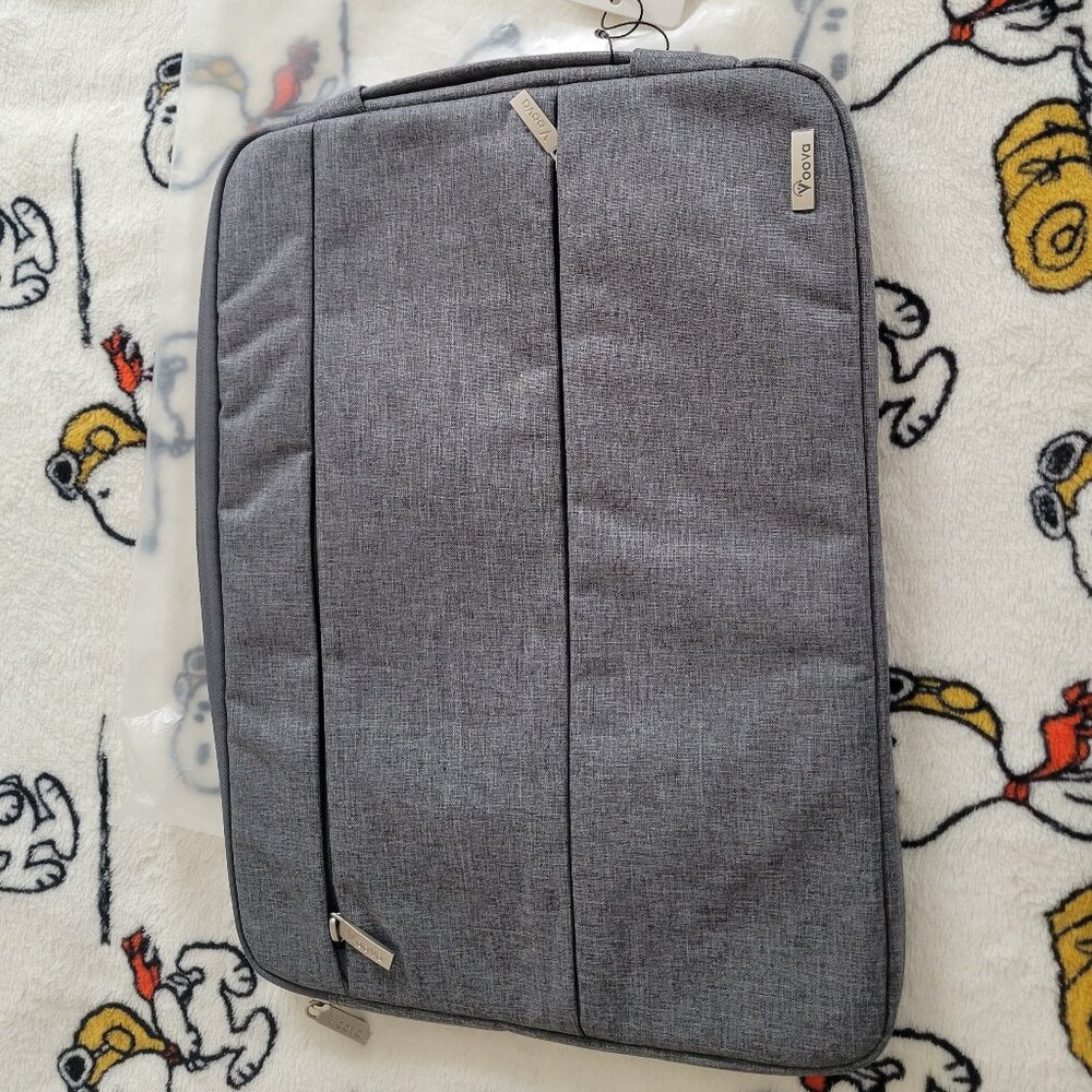 Laptop case NWT - Picture 2 of 9